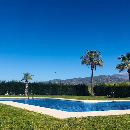 Casa Lozano Golf And Beach Caleta de Vélez Eksteriør billede